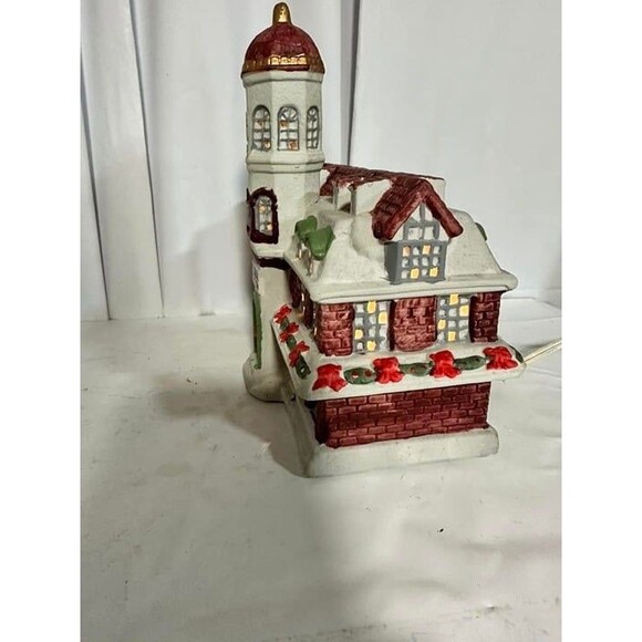 RARE Lemax Victoria Station Lighted Christmas Holiday Village House Decor - Picture 10 of 10